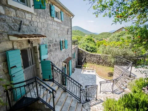 Sale, house, 150m², Milovići, Tivat - image 5