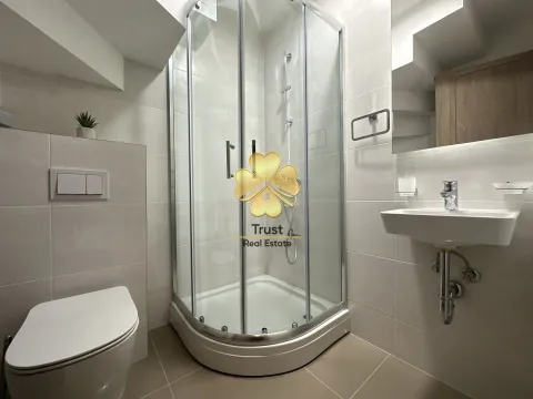 Rent, three bedroom apartment, 110m², Master Kvart, Podgorica - image 5