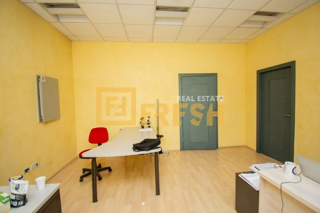 Sale, office space, 533m², Centar, Podgorica