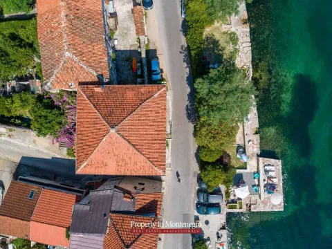 Prodaja, kuća, 321m², Prčanj, Kotor - image 10