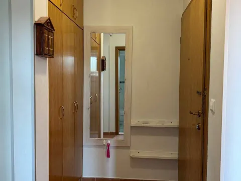 Rent, one bedroom apartment, 48m², Petrovac, Budva - image 6