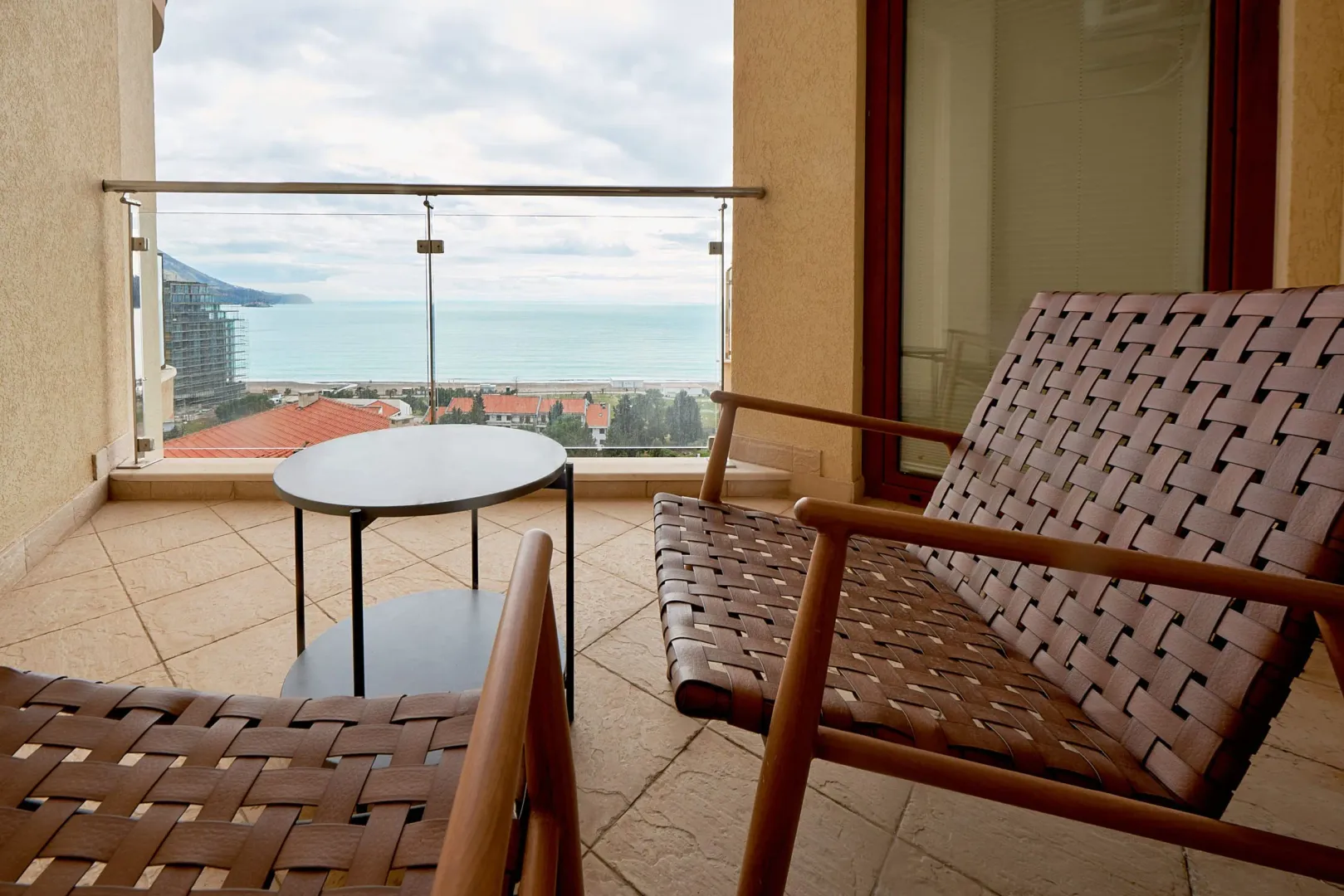 Rent, two bedroom apartment, 58m², Bečići, Budva