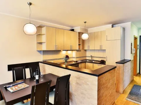 Sale, two bedroom apartment, 85m², Budva, Crna Gora - image 10