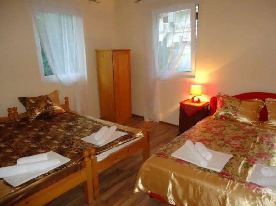 Prodaja, kuća, 300m², Sveti Stasije, Kotor