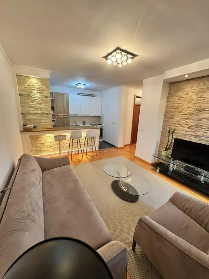 Prodaja, dvosoban stan, 52m², Stari grad, Novi Sad