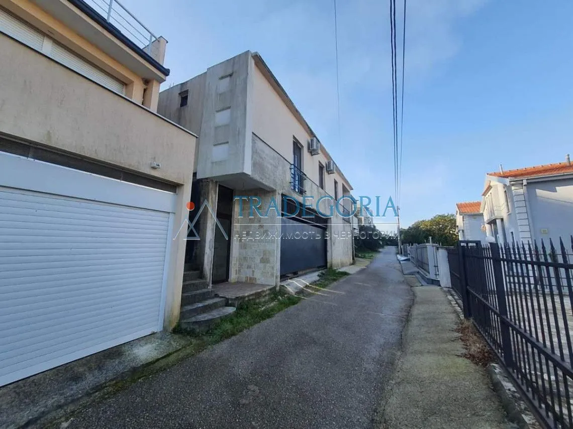 Prodaja, kuća, 300m², Kruče, Ulcinj