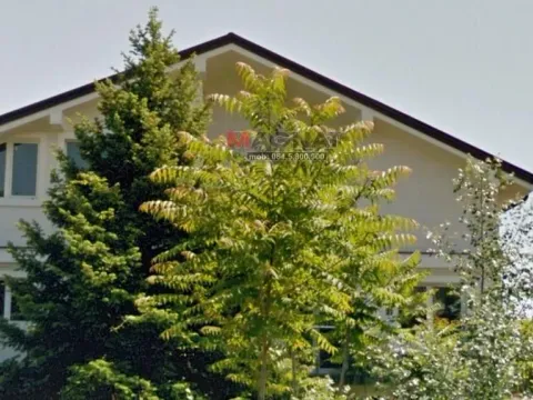 Prodaja, kuća, 1000m², Golf Naselje, Beograd - image 2