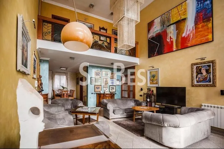 Sale, house, 300m², Betanija, Novi Sad Sve Podlokacije