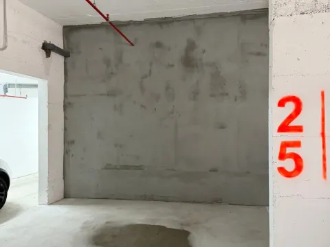 Rent, one bedroom apartment, 39m², Zagorič, Podgorica - image 11