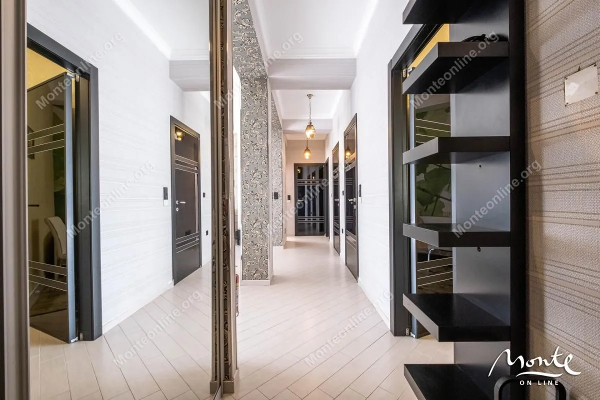Sale, three bedroom apartment, 101m², Orahovac, Kotor