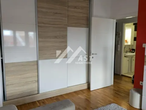 Izdavanje, dvosoban stan, 52m², Podbara, Novi Sad Sve Podlokacije - image 4