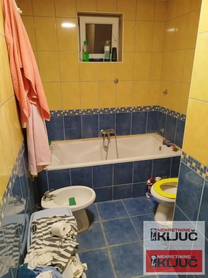 Prodaja, trosoban stan, 83m², Nova Detelinara, Novi Sad Sve Podlokacije