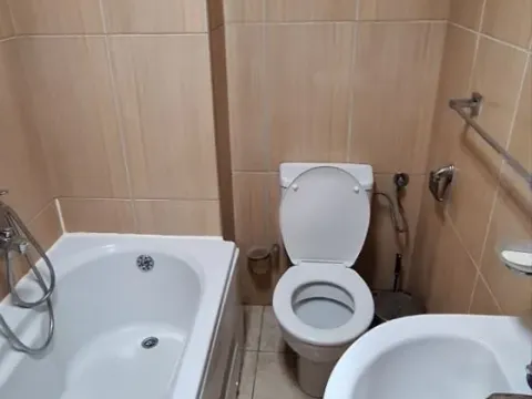 Izdavanje, dvosoban stan, 70m², Blok 9, Podgorica - image 12