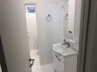 Rent, house, 205m², Batajnica, Beograd - image 9