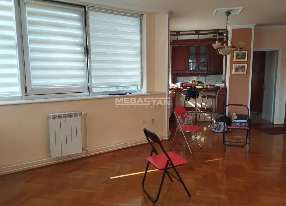 Rent, four bedroom apartment, 112m², Novi Beograd Blok 29, Novi Beograd Sve Podlokacije