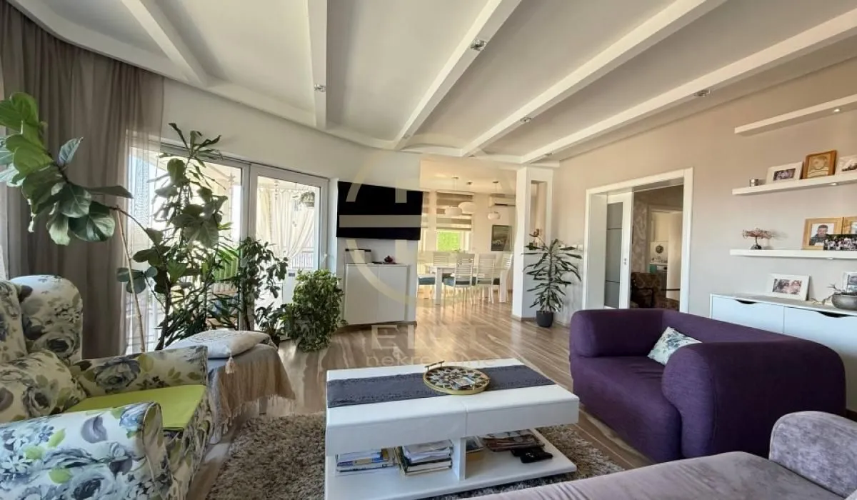 Sale, house, 273m², Petrovaradin, Novi Sad