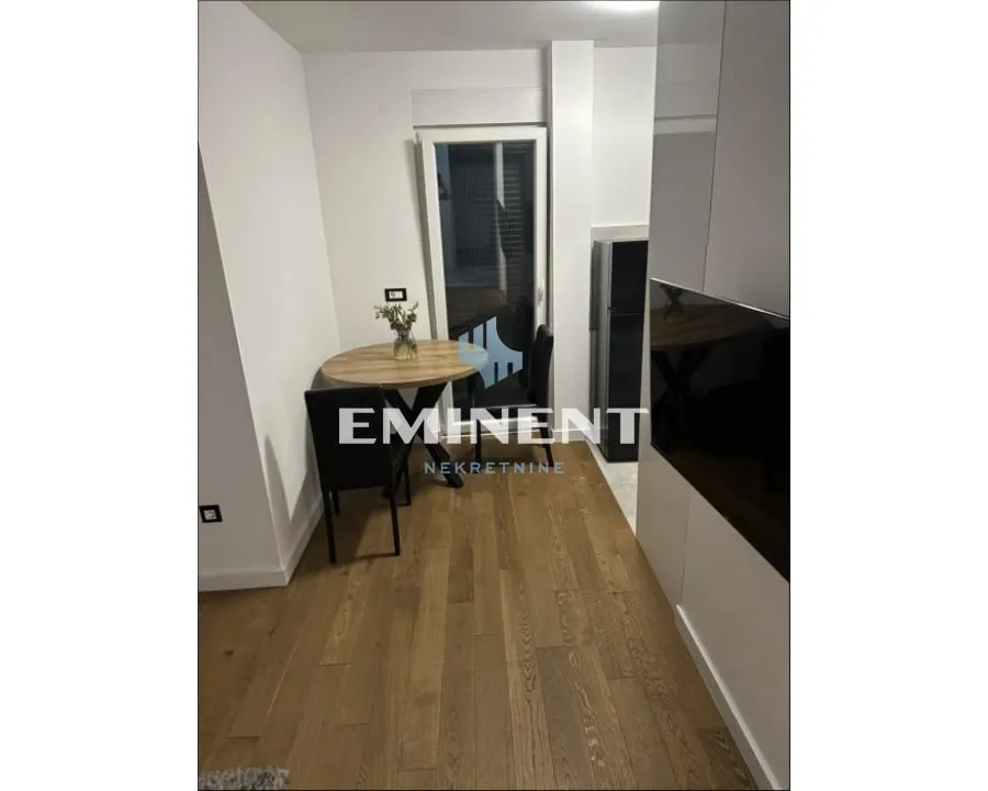 Rent, two bedroom apartment, 46m², Zemun Gornji Grad, Zemun Sve Podlokacije