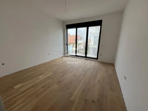 Prodaja, stan, 230m², Zemun Sve Podlokacije, Beograd - image 2