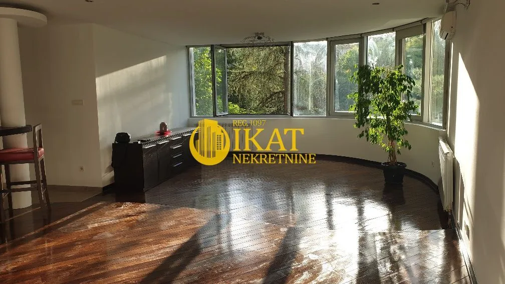 Izdavanje, trosoban stan, 104m², Vračar Hram, Vračar Sve Podlokacije