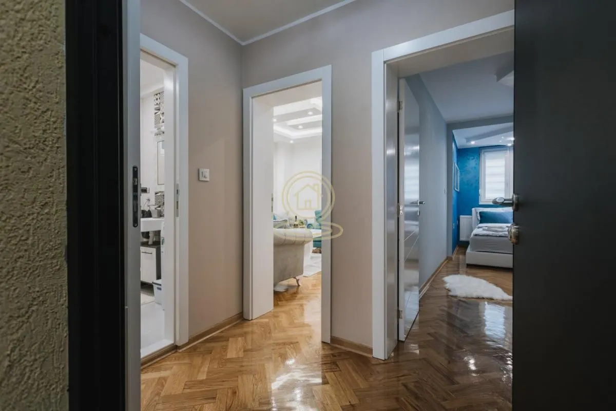 Prodaja, jednosoban stan, 38m², Centar, Novi Sad