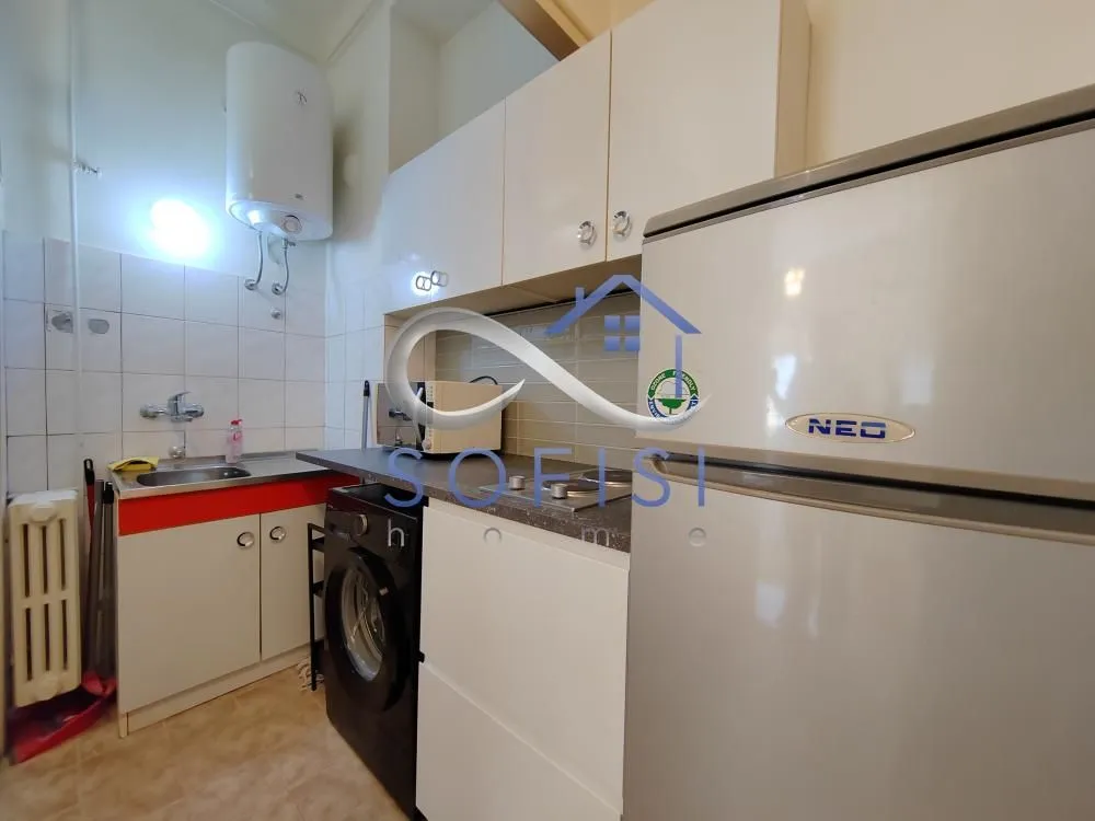 Izdavanje, jednosoban stan, 20m², Centar, Novi Sad