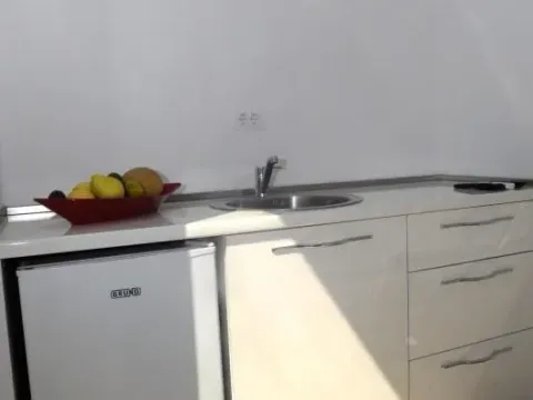 Sale, studio apartment, 29m², Dobra Voda, Budva - image 8