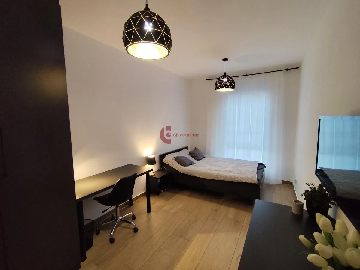 Prodaja, trosoban stan, 66m², Centar, Subotica