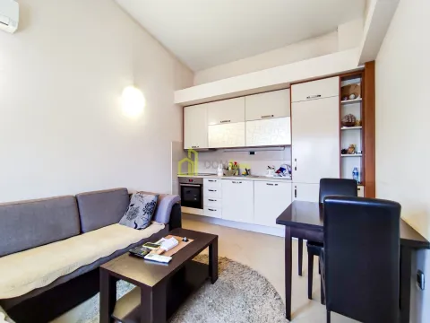 Izdavanje, dvosoban stan, 105m², Momišići, Podgorica - image 9