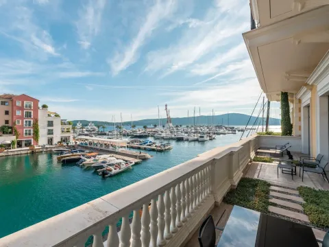 Prodaja, trosoban stan, 221m², Porto Montenegro, Tivat - image 1
