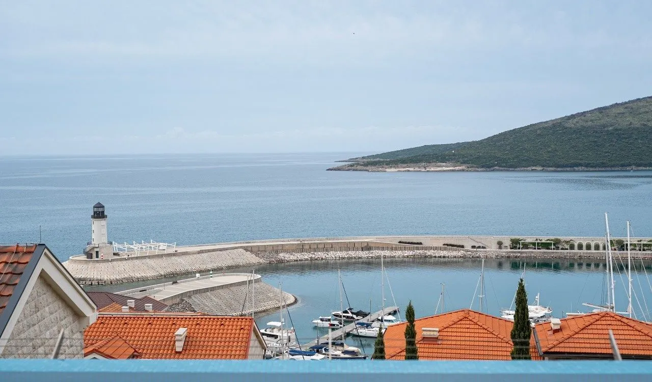 Prodaja, dvosoban stan, 114m², Luštica Bay, Tivat