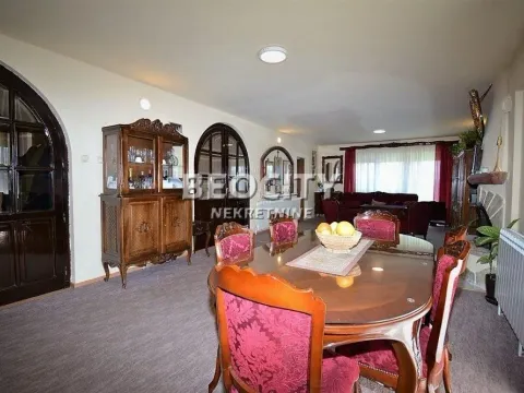 Prodaja, kuća, 450m², Vrčin, Grocka - image 5