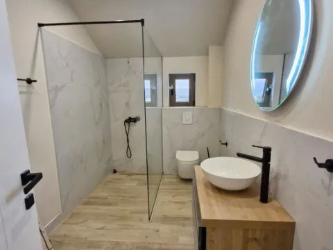 Prodaja, dvosoban stan, 65m², Dumidran, Tivat - image 11