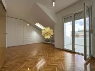 Rent, three bedroom apartment, 126m², City Kej, Podgorica - image 21