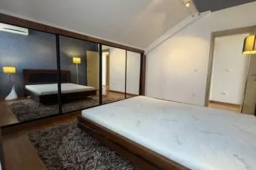 Rent, four bedroom apartment, 118m², Vračar Sve Podlokacije, Beograd - image 18