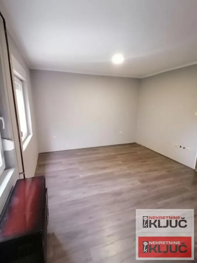 Izdavanje, garsonjera, 29m², Adice, Novi Sad Sve Podlokacije