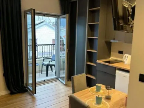 Prodaja, garsonjera, 33m², Budva, Crna Gora - image 9