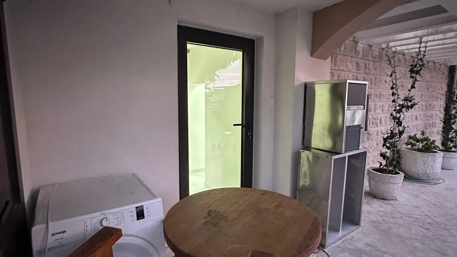 Rent, office space, 110m², Dumidran, Tivat