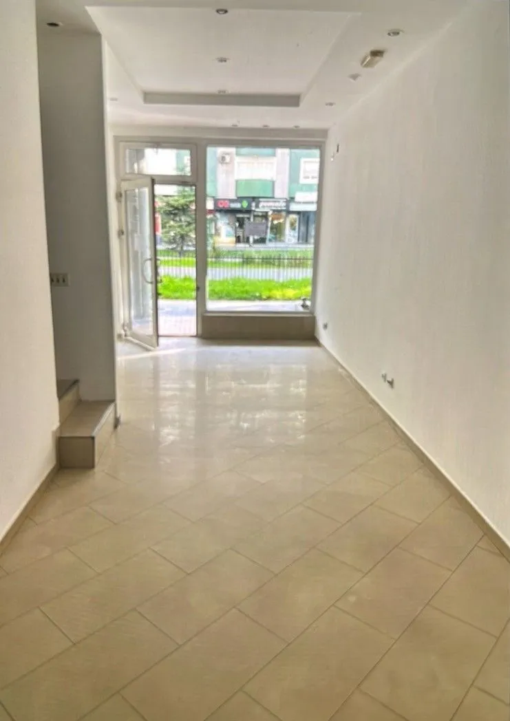 Rent, office space, 80m², Stari Aerodrom, Podgorica