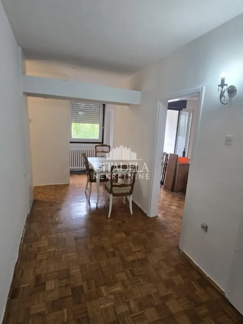 Prodaja, dvosoban stan, 57m², Vidikovački venac, Rakovica