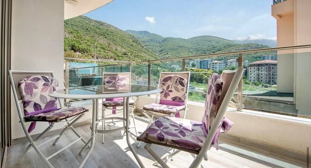 Sale, two bedroom apartment, 55m², Bečići, Budva