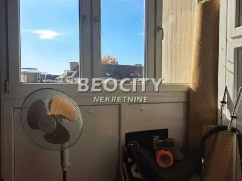 Prodaja, dvosoban stan, 42m², Centar, Novi Sad - image 9