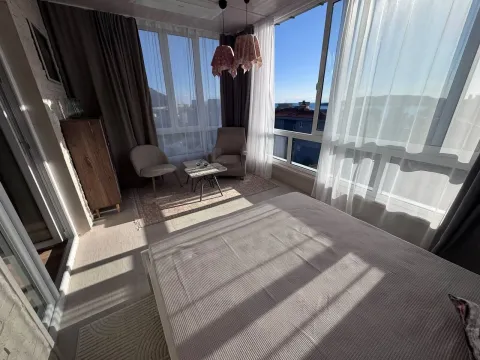 Sale, one bedroom apartment, 45m², Bečići, Budva - image 3