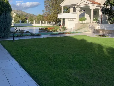 Prodaja, kuća, 930m², Tološi, Podgorica - image 13