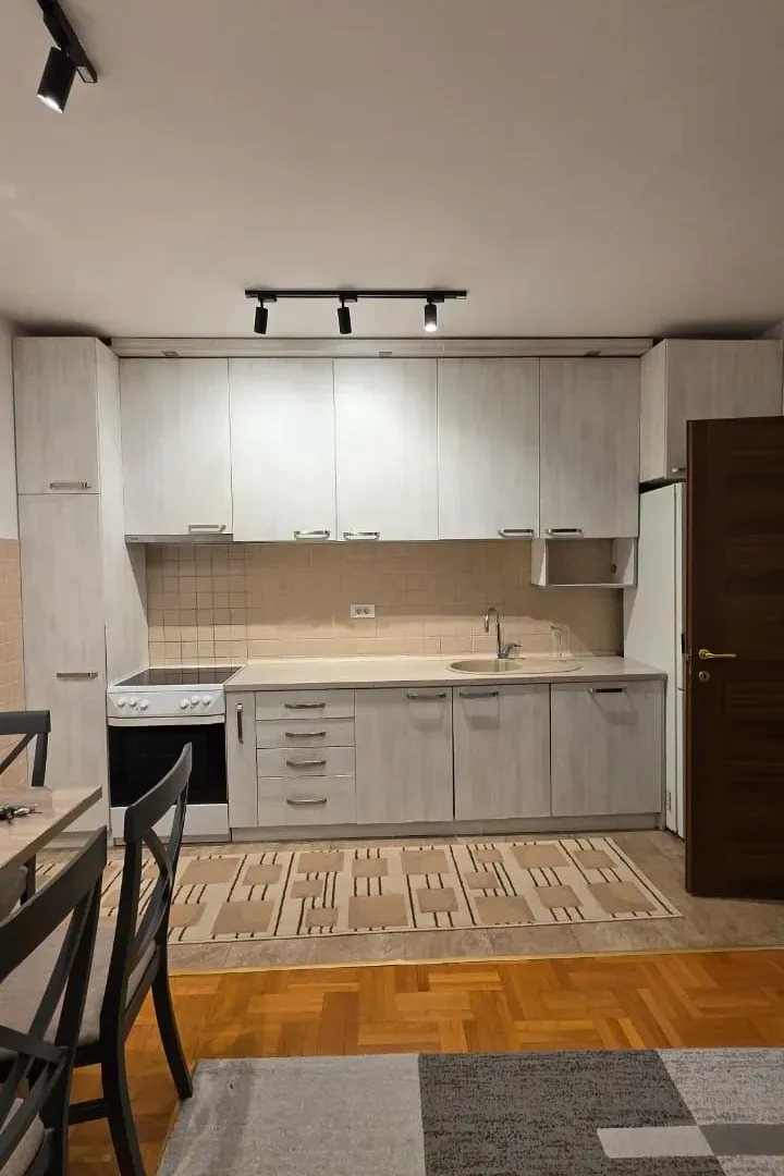Prodaja, dvosoban stan, 66m², Stari Aerodrom, Podgorica