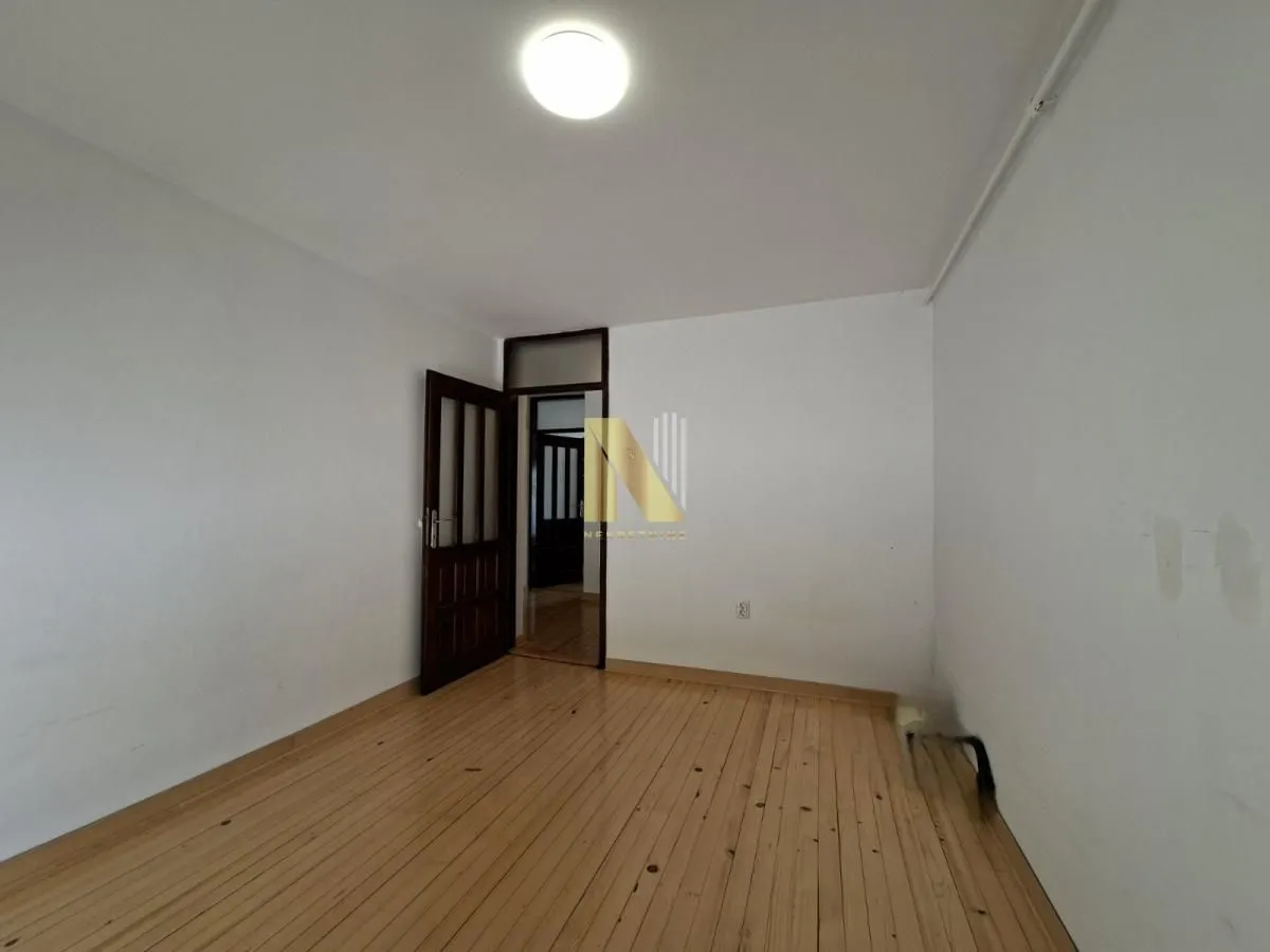 Izdavanje, trosoban stan, 115m², Klisa, Novi Sad Sve Podlokacije