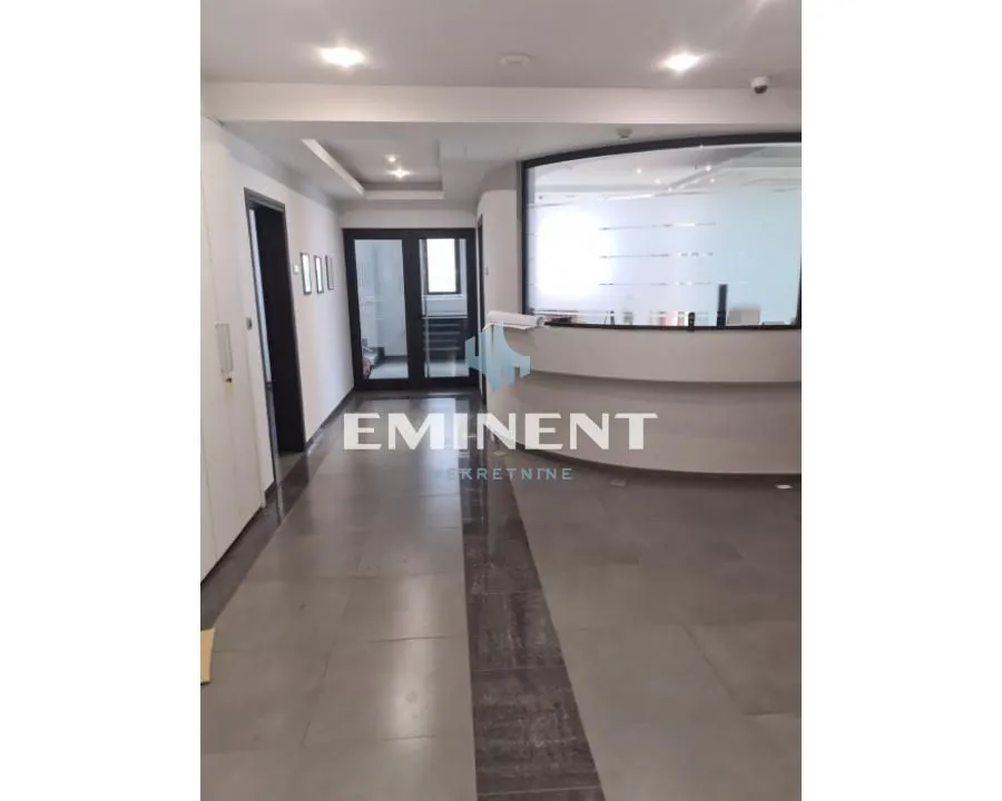 Rent, office space, 2776m², Zemun Sve Podlokacije, Beograd