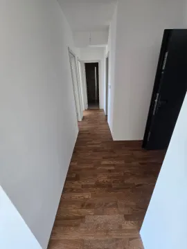 Prodaja, dvosoban stan, 68m², Šušanj, Bar - image 10