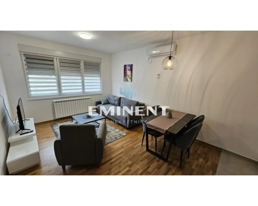 Izdavanje, dvosoban stan, 46m², Voždovac Sve Podlokacije, Beograd