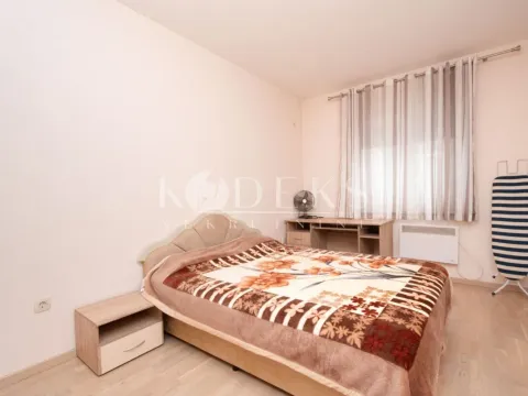 Rent, two bedroom apartment, 72m², City Kvart, Podgorica - image 4