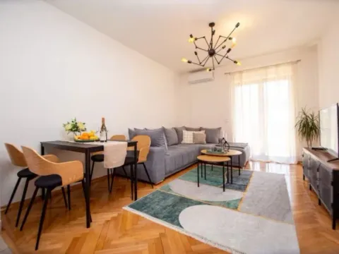 Izdavanje, jednosoban stan, 47m², Gruda, Cetinje - image 2